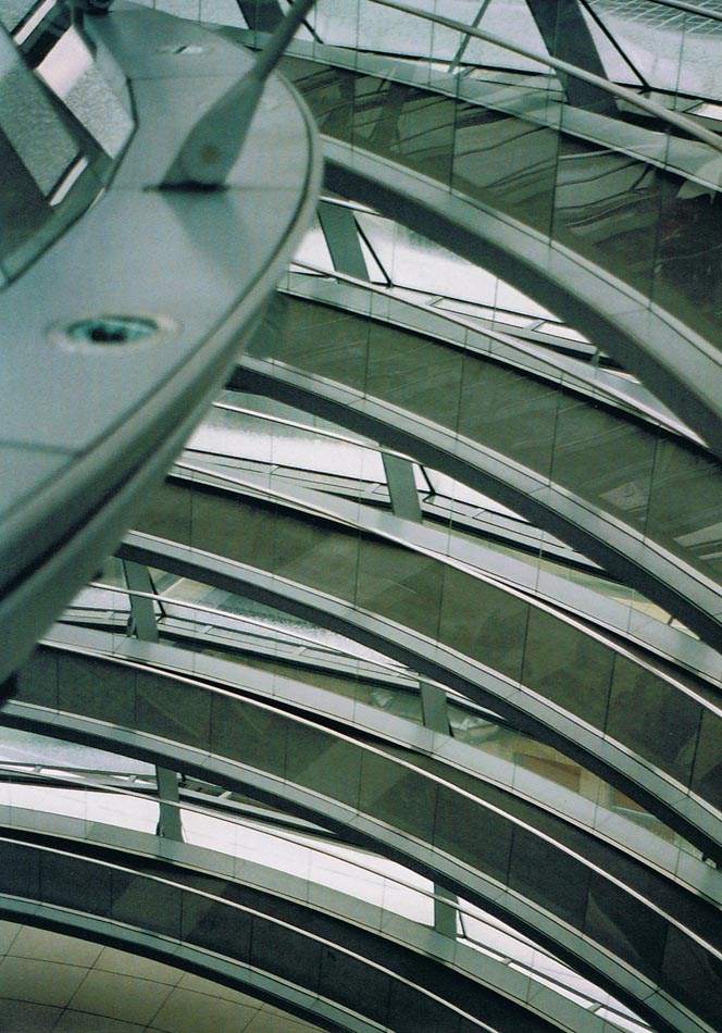 Spiralform der Reichstagskuppel von innen